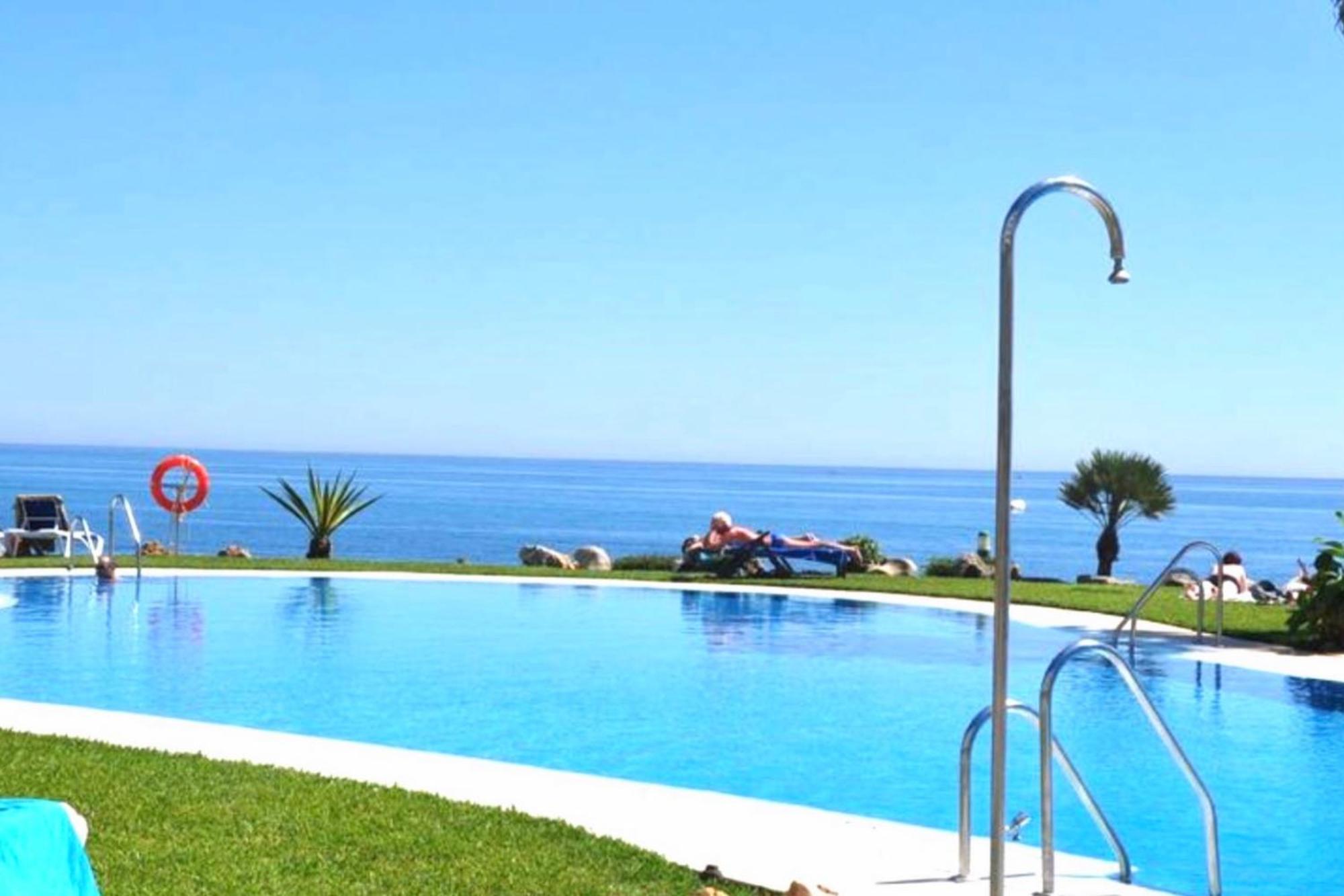 Mi Capricho 2D Beachfront- Apartment With Sea View - Costa Del Sol Ситио-де-Калаонда Экстерьер фото