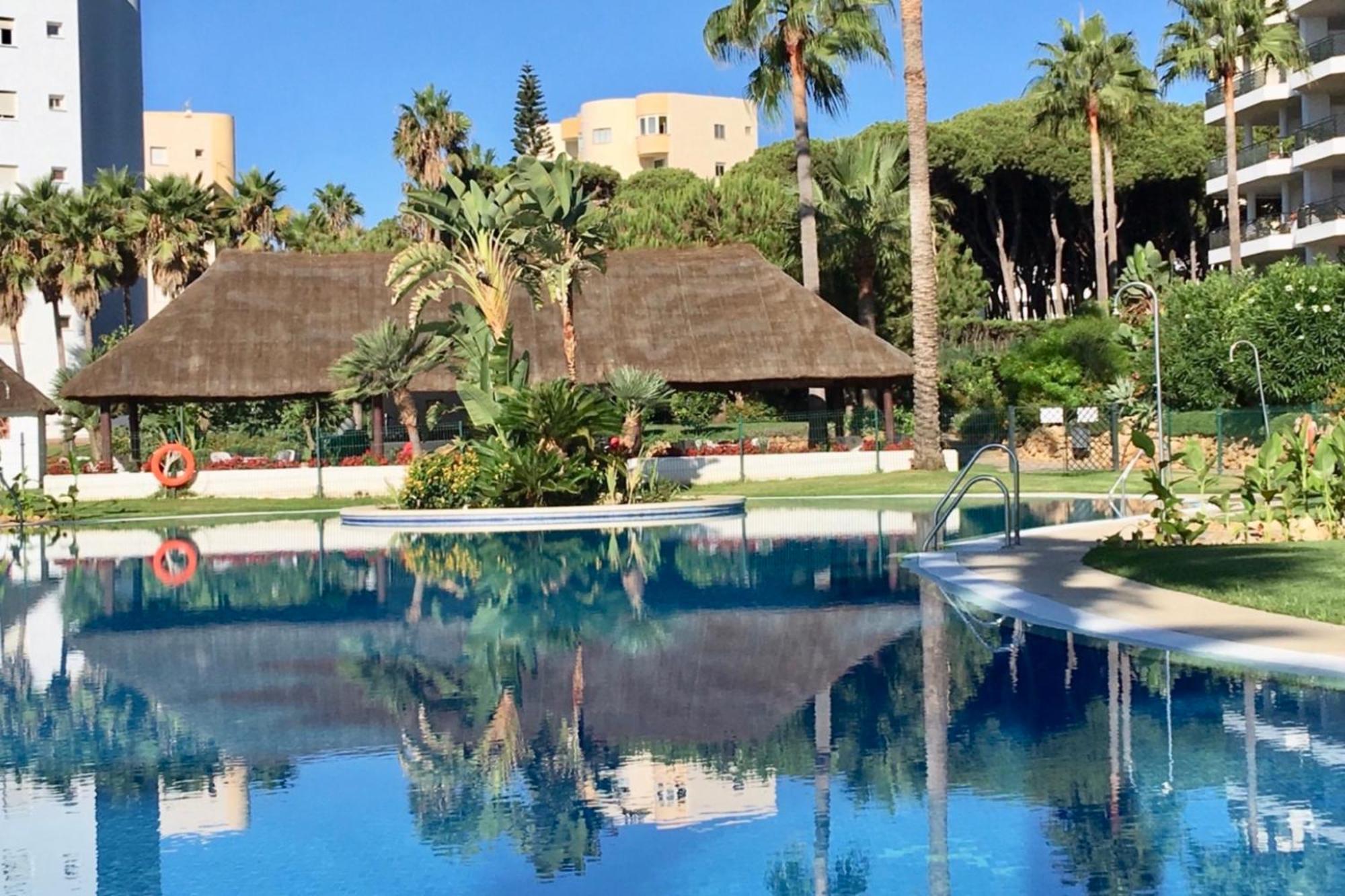 Mi Capricho 2D Beachfront- Apartment With Sea View - Costa Del Sol Ситио-де-Калаонда Экстерьер фото
